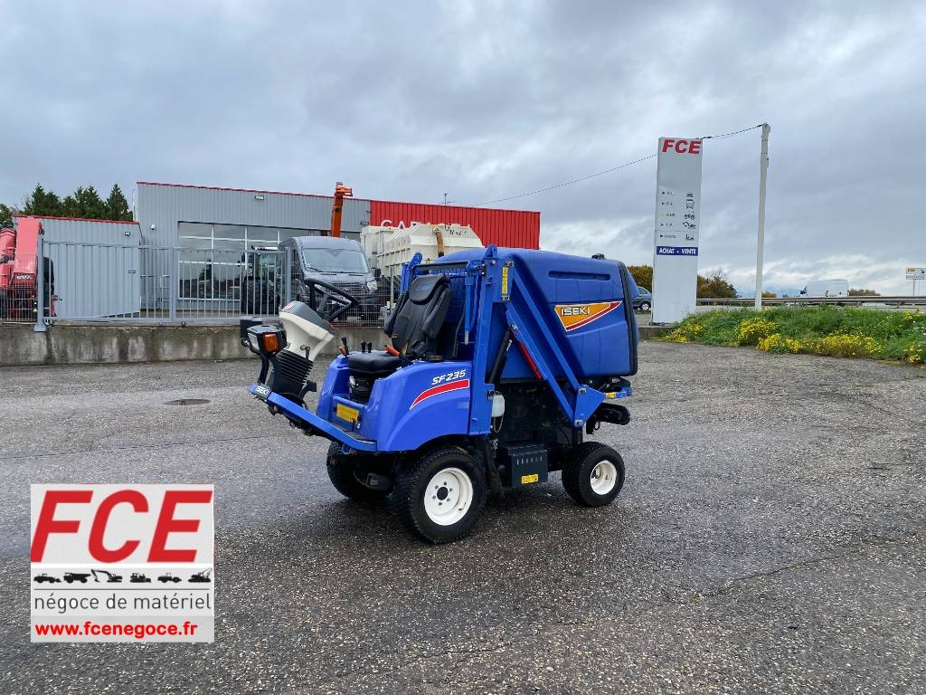Iseki SF 235F 1er Main endommagée - Záhradná kosačka: obrázok 1 Iseki SF 235F 1er Main endommagée - Záhradná kosačka: obrázok 1