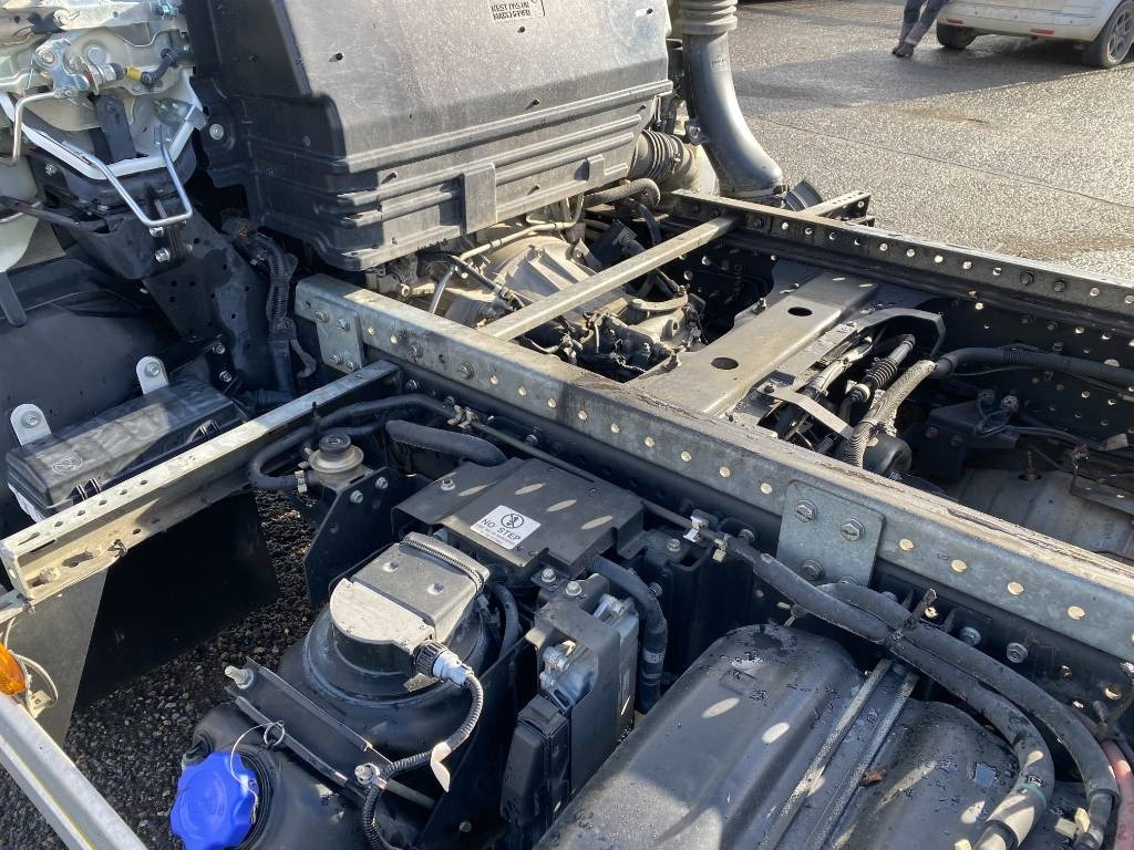 Nákladné vozidlo na prepravu automobilov Isuzu P75-S2/MONZA 1er Main Carte grise Française: obrázok 26 Nákladné vozidlo na prepravu automobilov Isuzu P75-S2/MONZA 1er Main Carte grise Française: obrázok 26