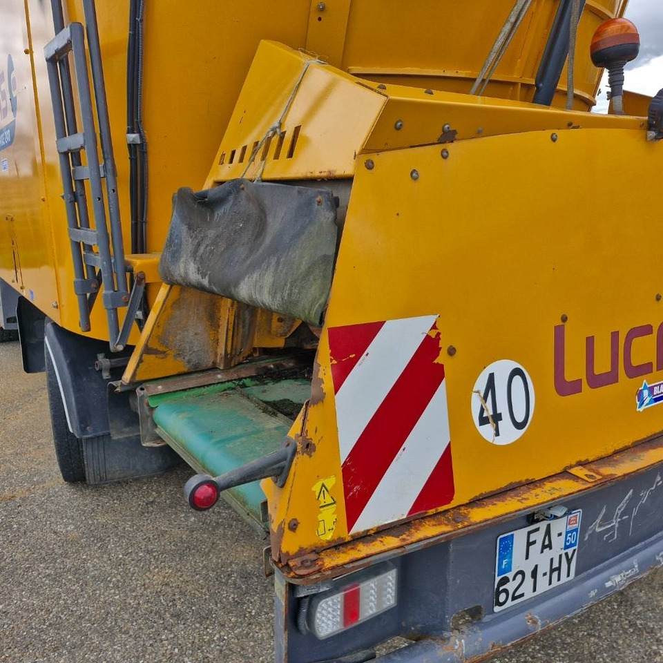 Kŕmny voz Lucas Autospire G240: obrázok 25