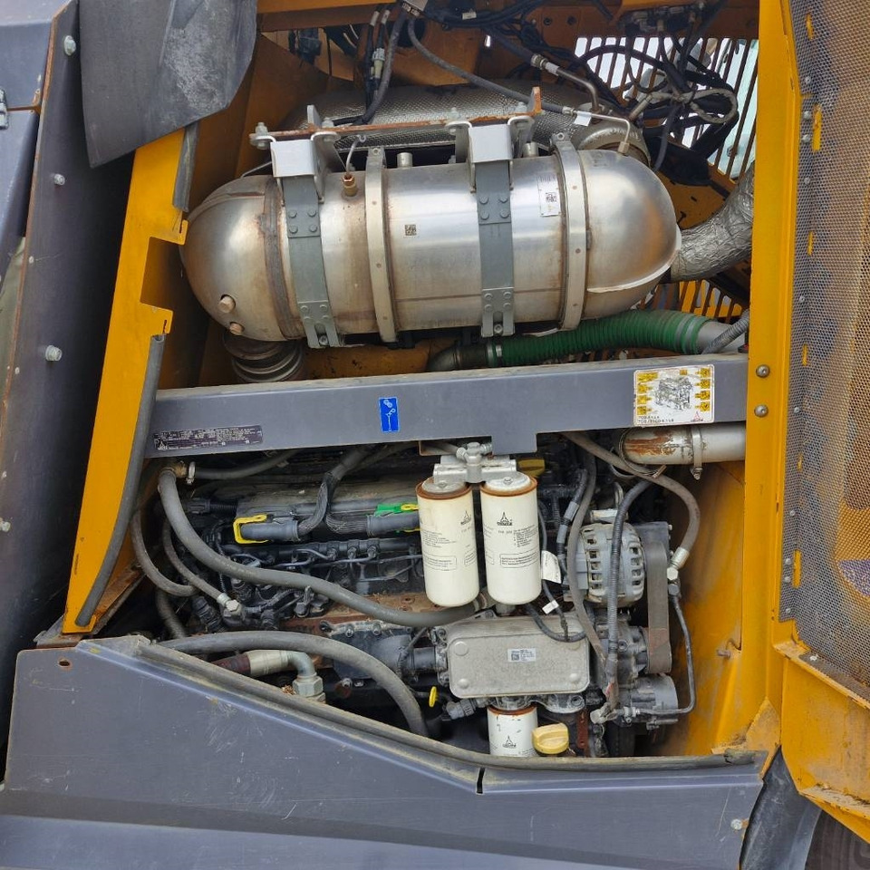 Kŕmny voz Lucas Autospire G240: obrázok 11