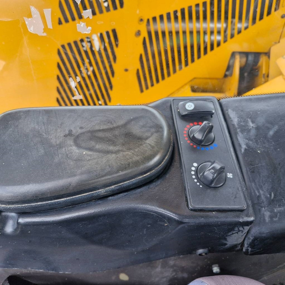 Kŕmny voz Lucas Autospire G240: obrázok 41