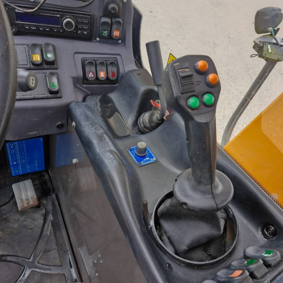 Kŕmny voz Lucas Autospire G240: obrázok 40