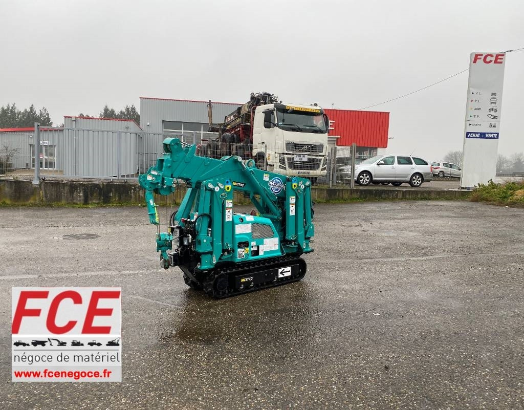 Maeda MC 174 CRM 1er Main Origine Française endommagée - Pásový žeriav: obrázok 1 Maeda MC 174 CRM 1er Main Origine Française endommagée - Pásový žeriav: obrázok 1