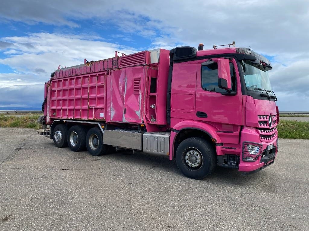 Mercedes-Benz ACTROS 3251/RSP ESE6-RD8000 endommagée - Fekálne vozidlo: obrázok 4 Mercedes-Benz ACTROS 3251/RSP ESE6-RD8000 endommagée - Fekálne vozidlo: obrázok 4
