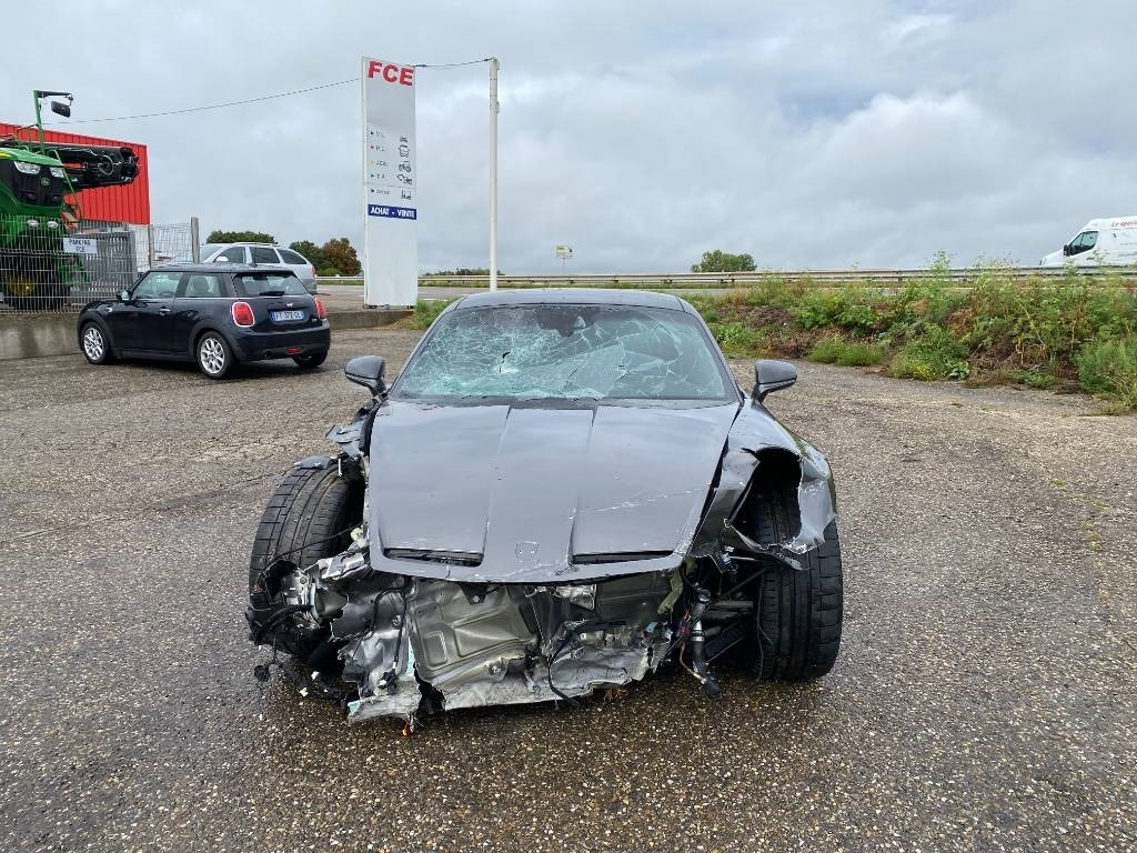 Porsche 911/ 992 - 4.0i GT3 Pack Touring 1er Main - Automobil: obrázok 2 Porsche 911/ 992 - 4.0i GT3 Pack Touring 1er Main - Automobil: obrázok 2