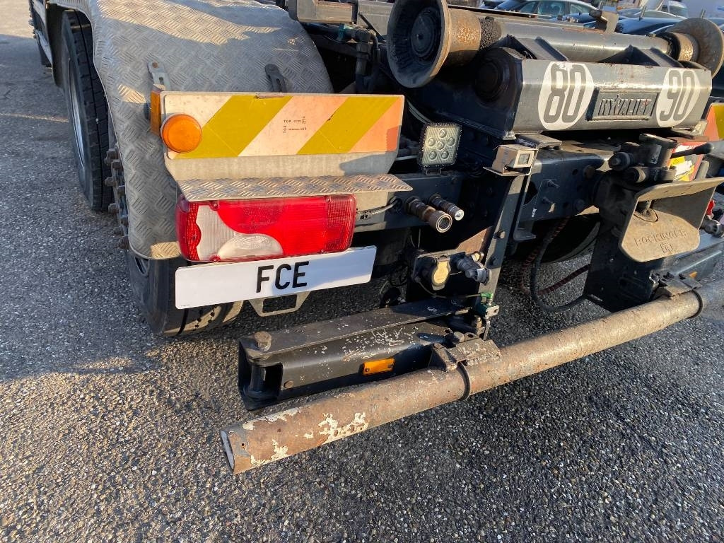 Hákový nosič kontajnerov Scania P360/HYVALIFT/HIAB 144B a réparer: obrázok 49 Hákový nosič kontajnerov Scania P360/HYVALIFT/HIAB 144B a réparer: obrázok 49