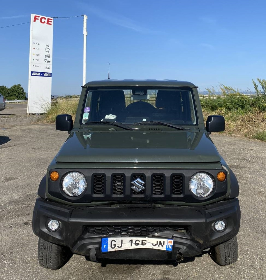 Suzuki JIMNY 1.5i 102/AllGrip endommagé - Automobil: obrázok 2 Suzuki JIMNY 1.5i 102/AllGrip endommagé - Automobil: obrázok 2