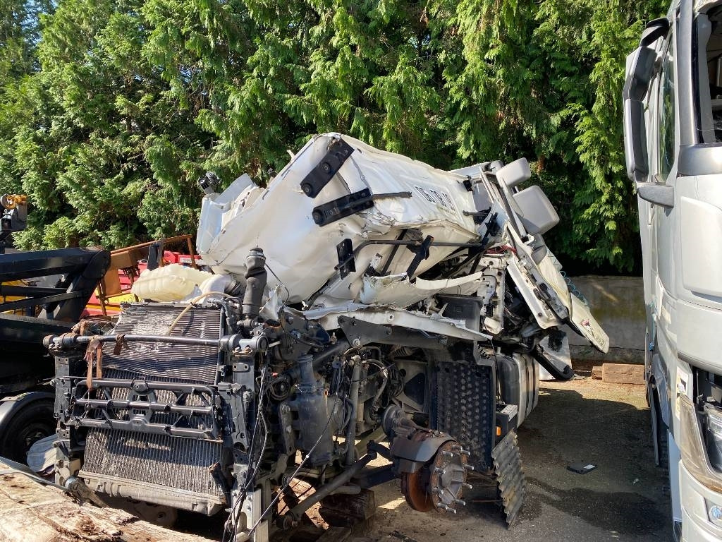 Renault T460 Vente en pièces détachée - Ťahač: obrázok 2 Renault T460 Vente en pièces détachée - Ťahač: obrázok 2