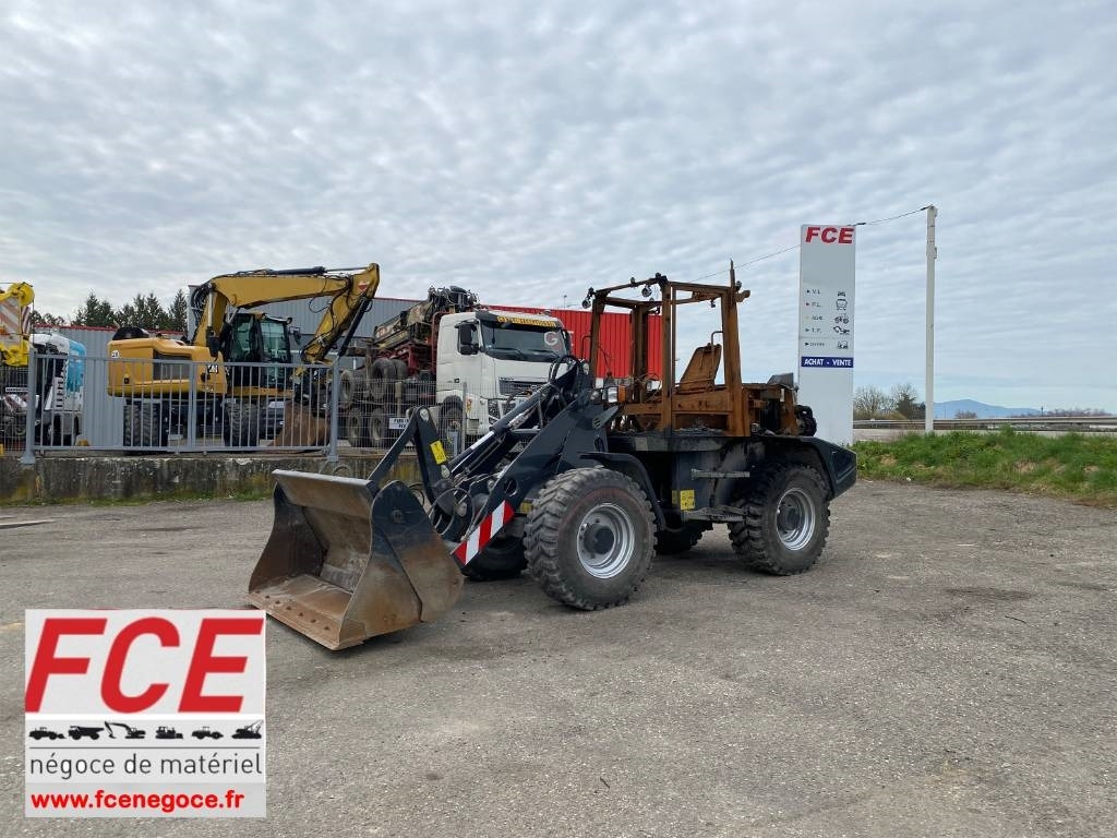 Yanmar V 100 / Certificat CE endommagée - Kolesový nakladač: obrázok 1 Yanmar V 100 / Certificat CE endommagée - Kolesový nakladač: obrázok 1