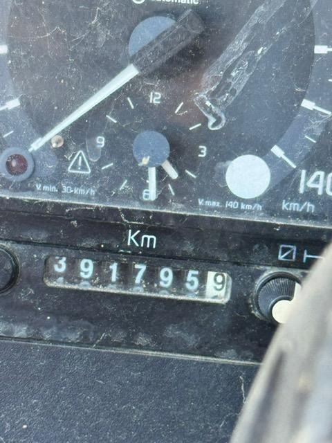 Cisternové vozidlo na prepravu palivo Renault MIDLUM 210 CITERNE MERCERON 11000 L 4 COMPARTIMENTS: obrázok 11 Cisternové vozidlo na prepravu palivo Renault MIDLUM 210 CITERNE MERCERON 11000 L 4 COMPARTIMENTS: obrázok 11