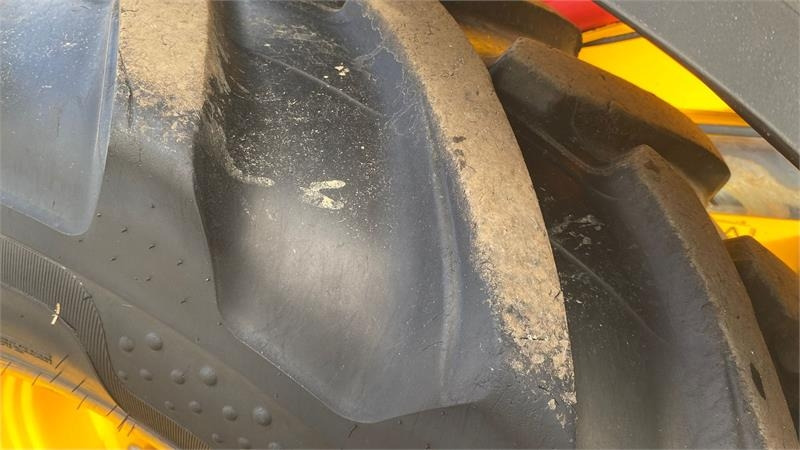 JCB 4CX - Rýpadlo-nakladač: obrázok 5 JCB 4CX - Rýpadlo-nakladač: obrázok 5