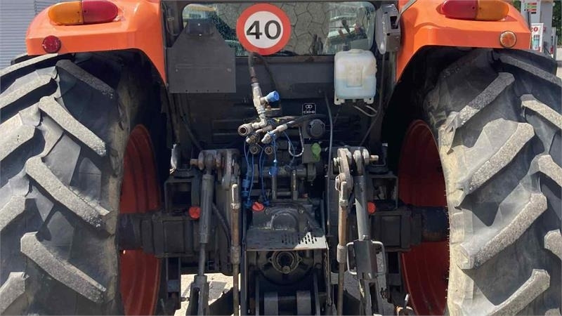 Kubota M8540N - Traktor: obrázok 5 Kubota M8540N - Traktor: obrázok 5