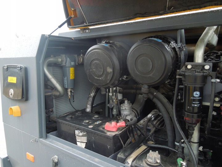 Atlas copco XATS186 - Vzduchový kompresor: obrázok 5 Atlas copco XATS186 - Vzduchový kompresor: obrázok 5