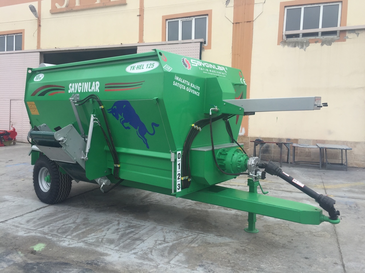 SAYGINLAR - Best Offer - Brand New HORIZANTAL Double Auger - Kŕmny voz: obrázok 1 SAYGINLAR - Best Offer - Brand New HORIZANTAL Double Auger - Kŕmny voz: obrázok 1