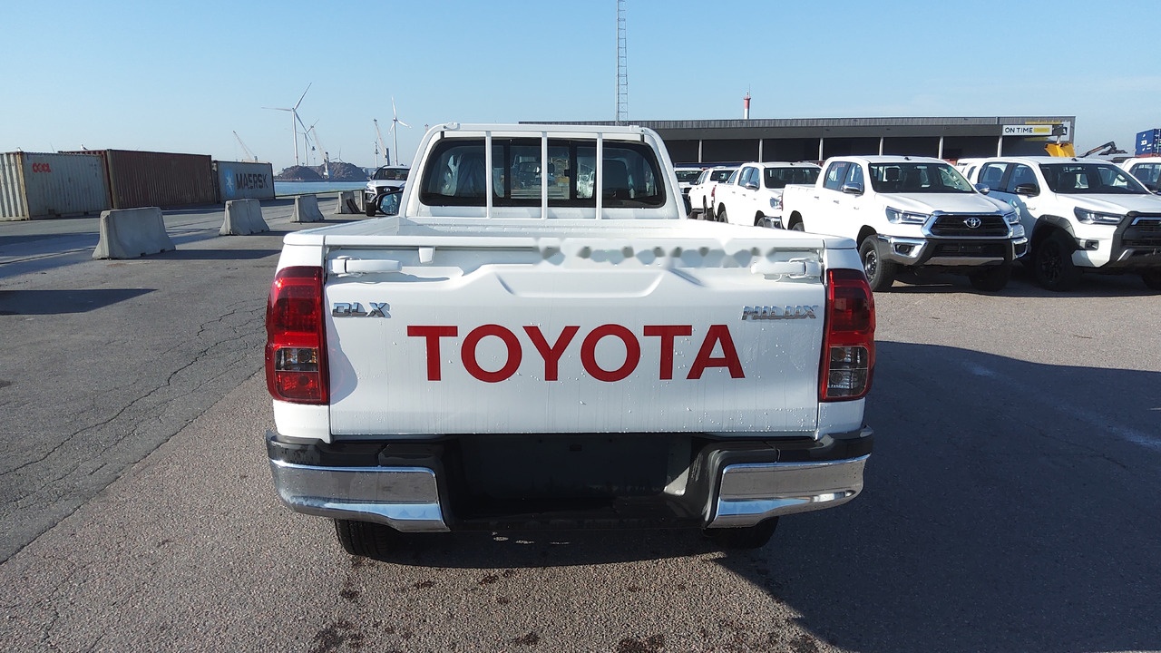 Toyota Hilux / Revo Pick-up single Cab pack security 2.4L Turbo Diesel Manual - Pick-up: obrázok 4 Toyota Hilux / Revo Pick-up single Cab pack security 2.4L Turbo Diesel Manual - Pick-up: obrázok 4