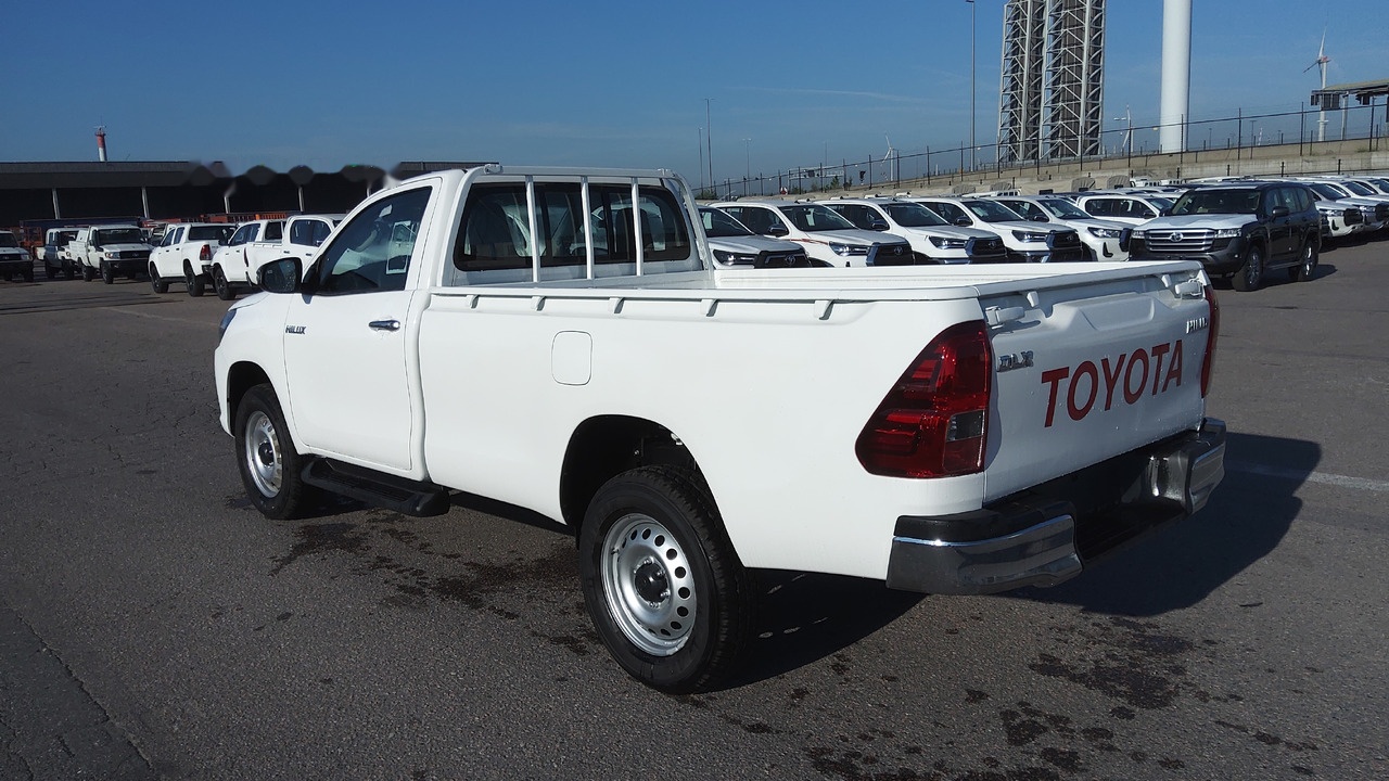 Toyota Hilux / Revo Pick-up single Cab pack security 2.4L Turbo Diesel Manual - Pick-up: obrázok 5 Toyota Hilux / Revo Pick-up single Cab pack security 2.4L Turbo Diesel Manual - Pick-up: obrázok 5