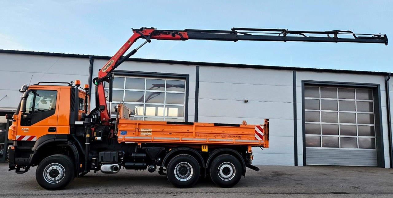 Iveco Trakker 410 6x4-4 EEV Palfinger PK12502 Funk - Sklápač, Auto s hydraulickou rukou: obrázok 3 Iveco Trakker 410 6x4-4 EEV Palfinger PK12502 Funk - Sklápač, Auto s hydraulickou rukou: obrázok 3