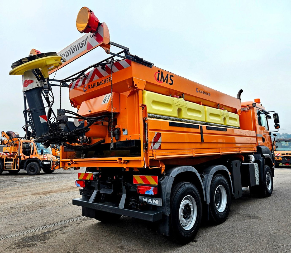 MAN TGA 28.400 6x4-4 Winterdienst - Sklápač: obrázok 5 MAN TGA 28.400 6x4-4 Winterdienst - Sklápač: obrázok 5