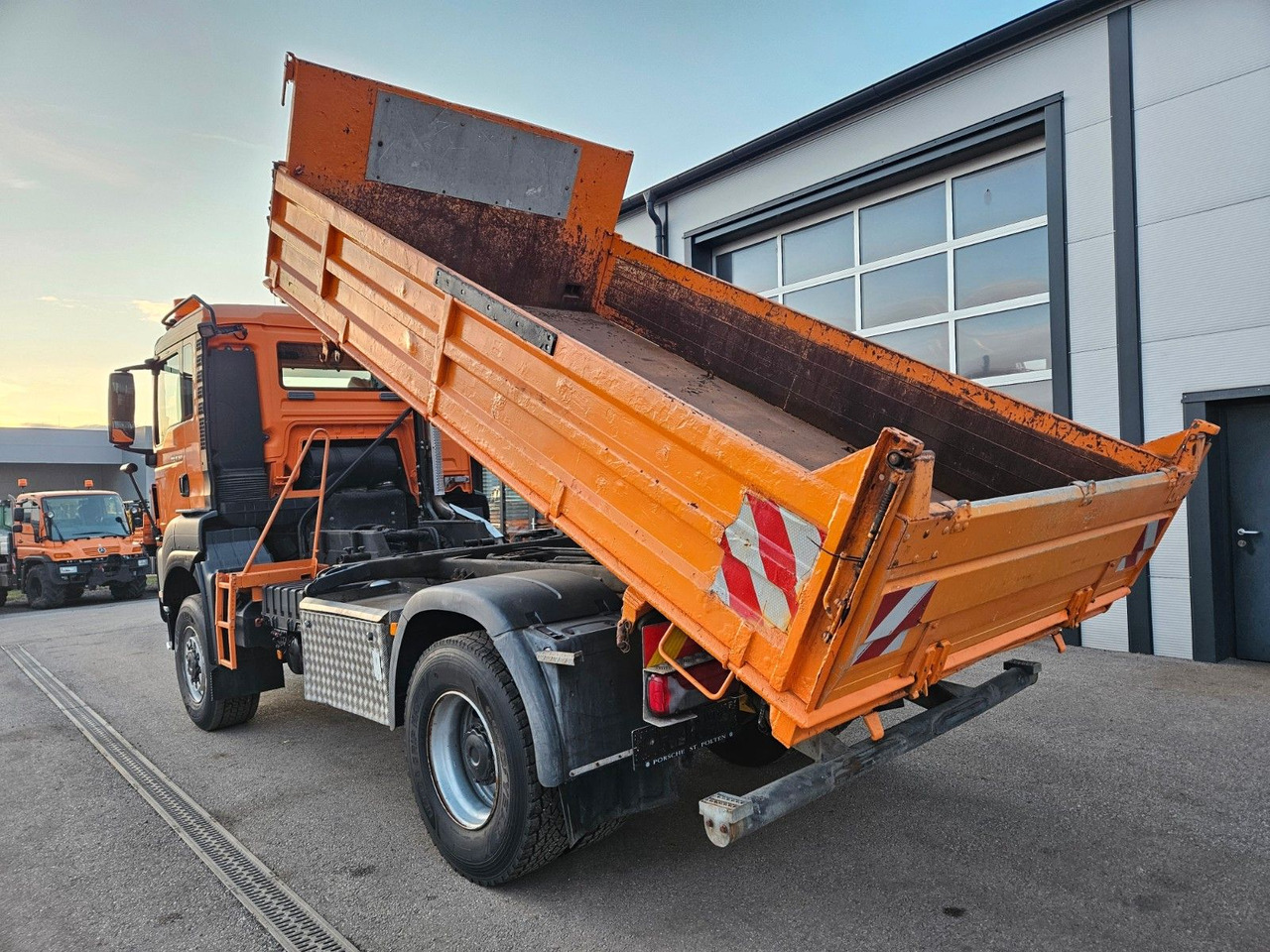 MAN TGS 18.360 4x4 BL Euro5 Meiller - Sklápač: obrázok 3 MAN TGS 18.360 4x4 BL Euro5 Meiller - Sklápač: obrázok 3