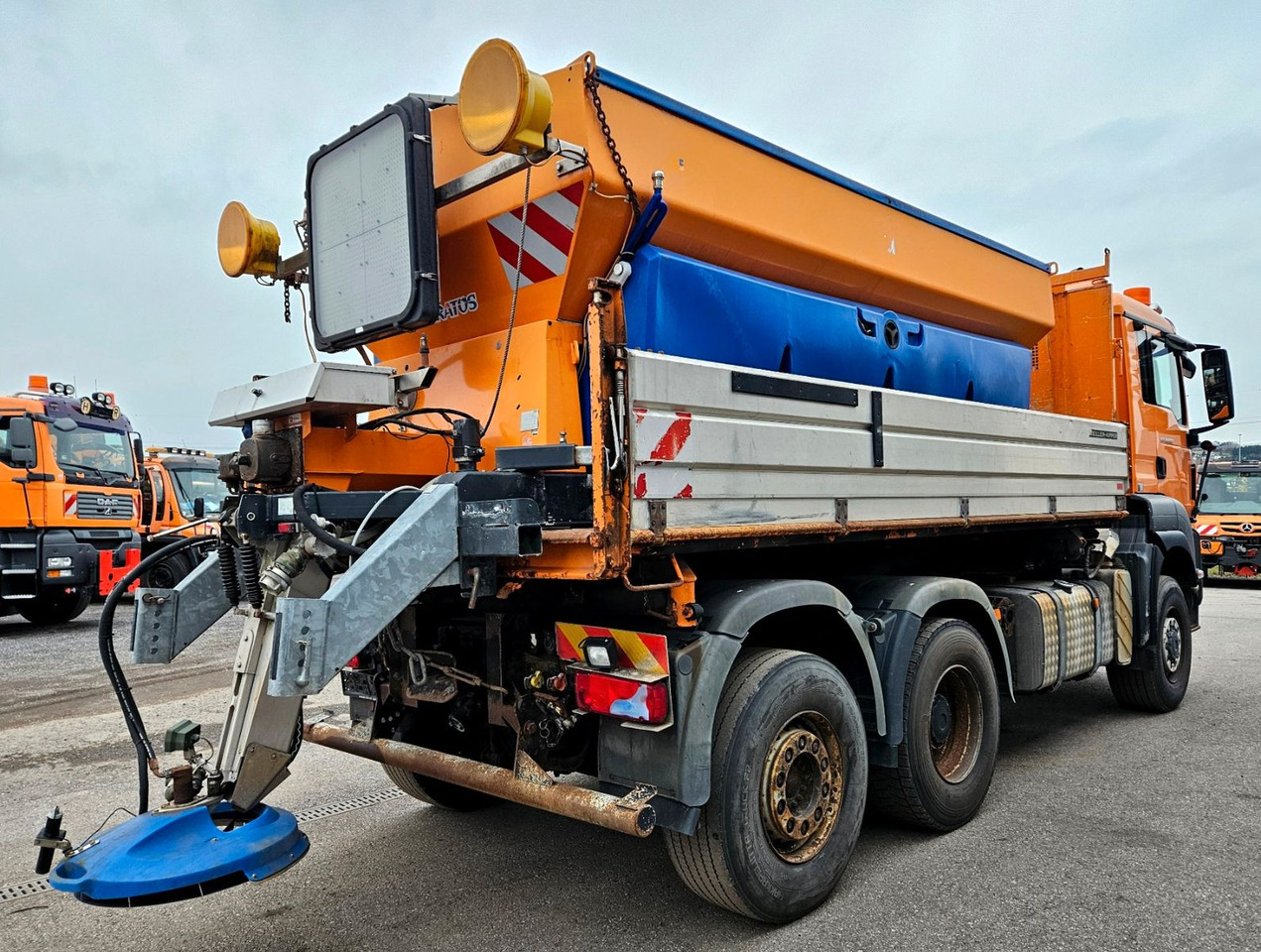 MAN TGS 28.400 6x4-4 BL Winterdienst Schmidt Euro5 - Sklápač: obrázok 3 MAN TGS 28.400 6x4-4 BL Winterdienst Schmidt Euro5 - Sklápač: obrázok 3