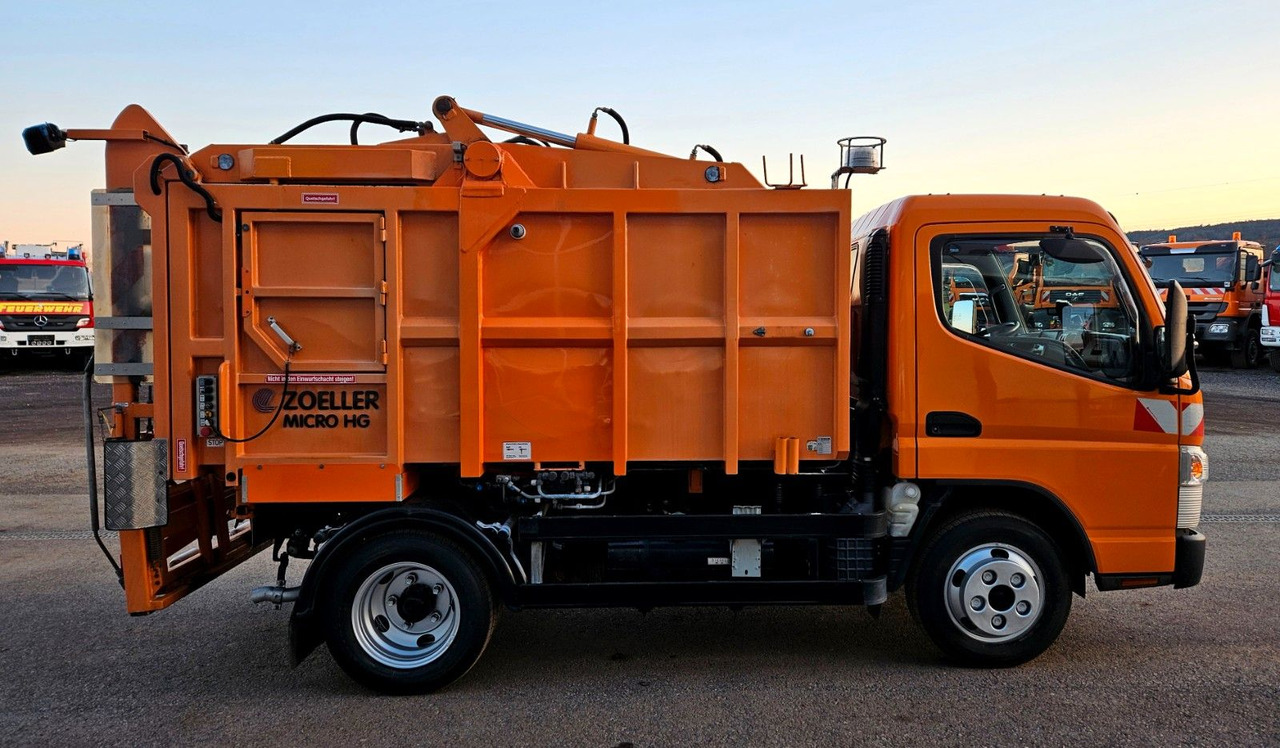 Mitsubishi Fuso Canter 6S15 Zoeller Micro Müllpresse - Auto na odvoz odpadu: obrázok 5 Mitsubishi Fuso Canter 6S15 Zoeller Micro Müllpresse - Auto na odvoz odpadu: obrázok 5