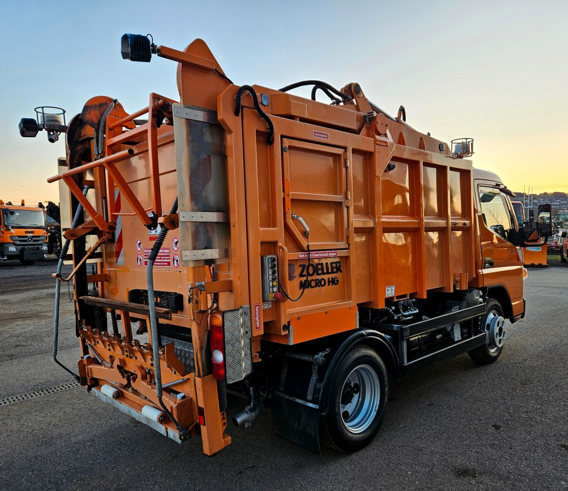 Mitsubishi Fuso Canter 6S15 Zoeller Micro Müllpresse - Auto na odvoz odpadu: obrázok 4 Mitsubishi Fuso Canter 6S15 Zoeller Micro Müllpresse - Auto na odvoz odpadu: obrázok 4
