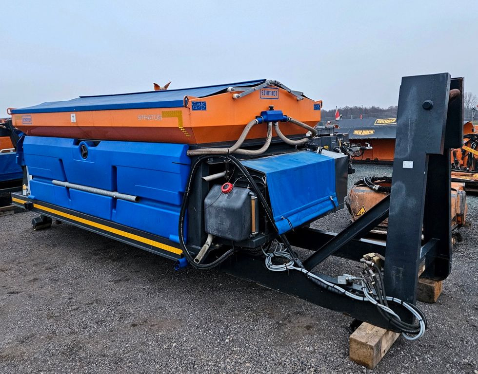 Schmidt STRATOS S50 Streuer 5m3 Kubota Motor - Hákový nosič kontajnerov: obrázok 2 Schmidt STRATOS S50 Streuer 5m3 Kubota Motor - Hákový nosič kontajnerov: obrázok 2