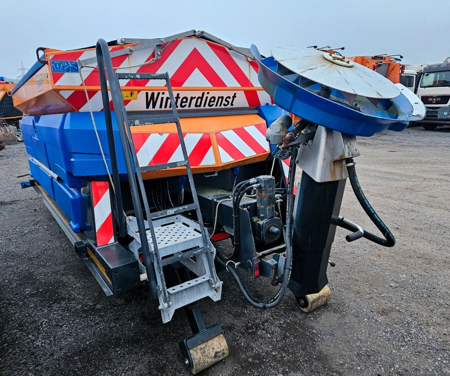 Schmidt STRATOS S50 Streuer 5m3 Kubota Motor - Hákový nosič kontajnerov: obrázok 4 Schmidt STRATOS S50 Streuer 5m3 Kubota Motor - Hákový nosič kontajnerov: obrázok 4