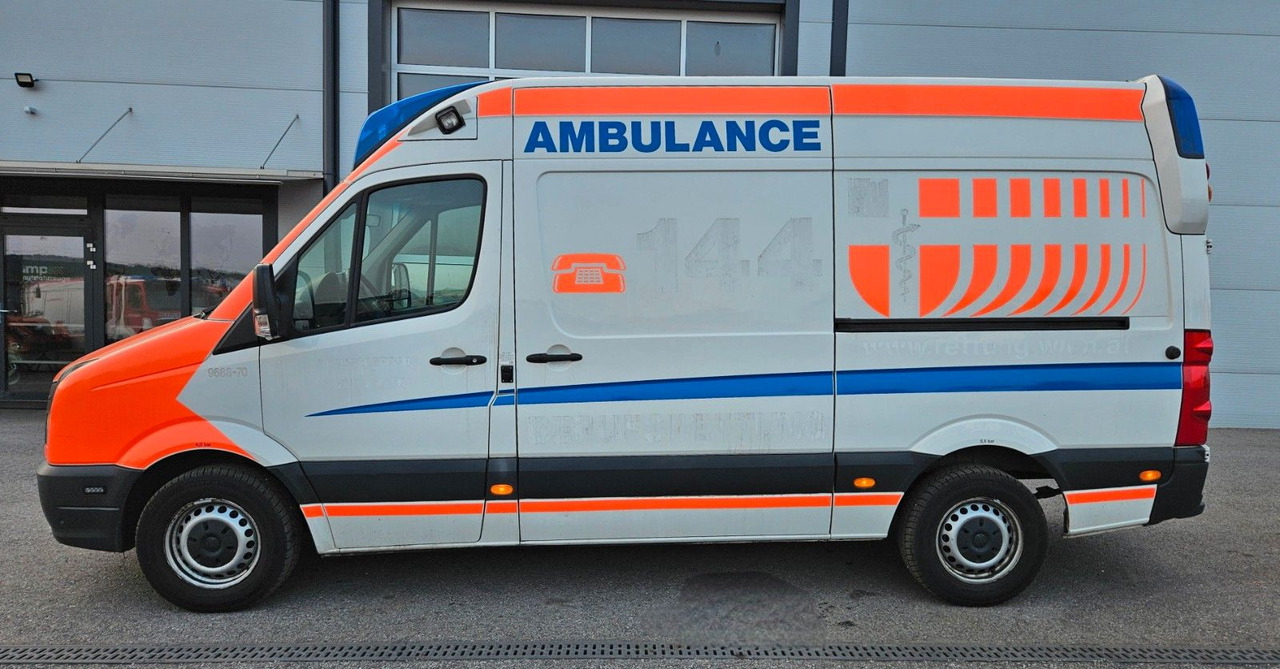 Volkswagen CRAFTER TDI Ambulance RTW L2H2 DLOUHY - Sanitka: obrázok 2 Volkswagen CRAFTER TDI Ambulance RTW L2H2 DLOUHY - Sanitka: obrázok 2