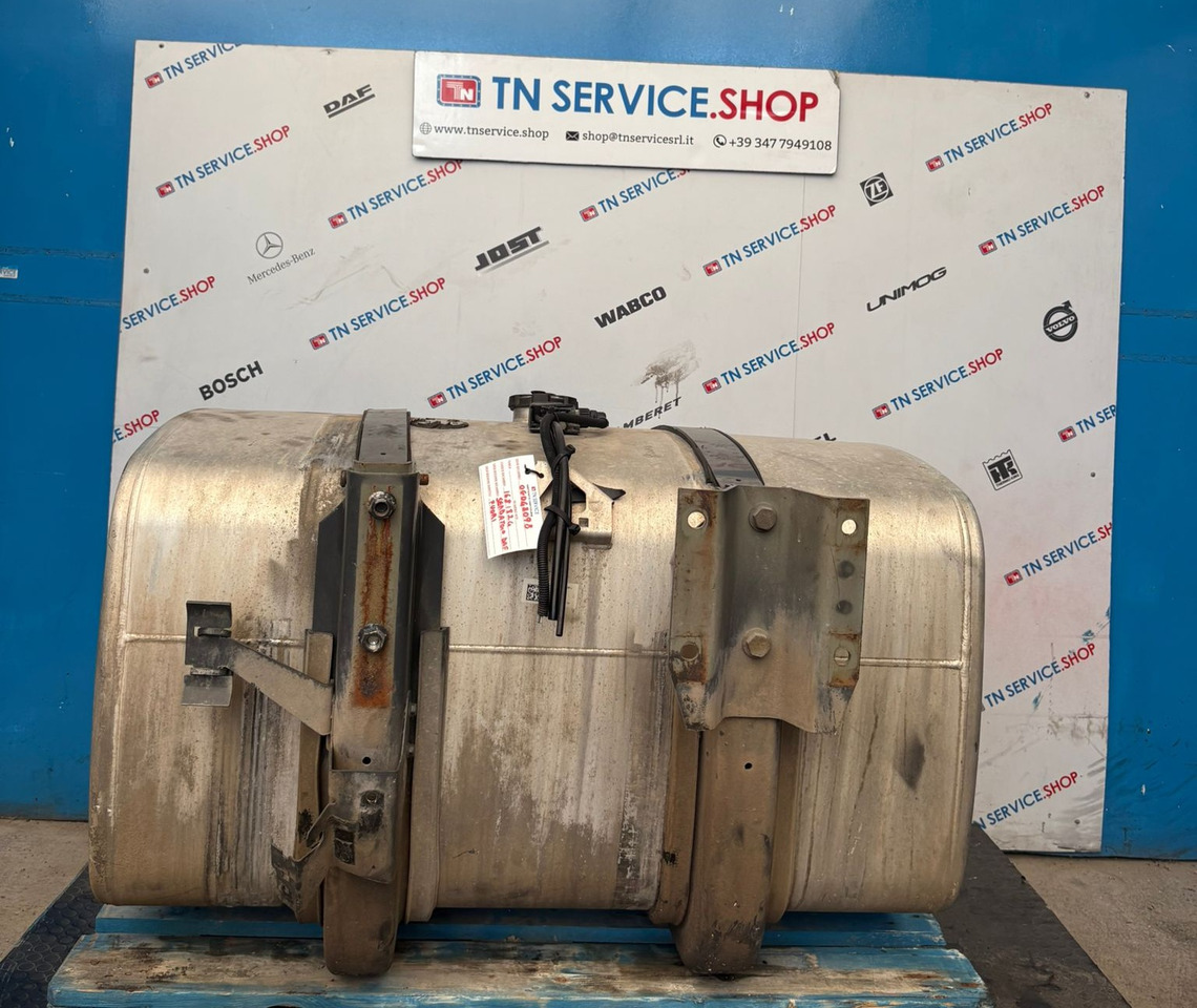 Serbatoio carburante DAF 430 lt - Iné stroje: obrázok 1 Serbatoio carburante DAF 430 lt - Iné stroje: obrázok 1