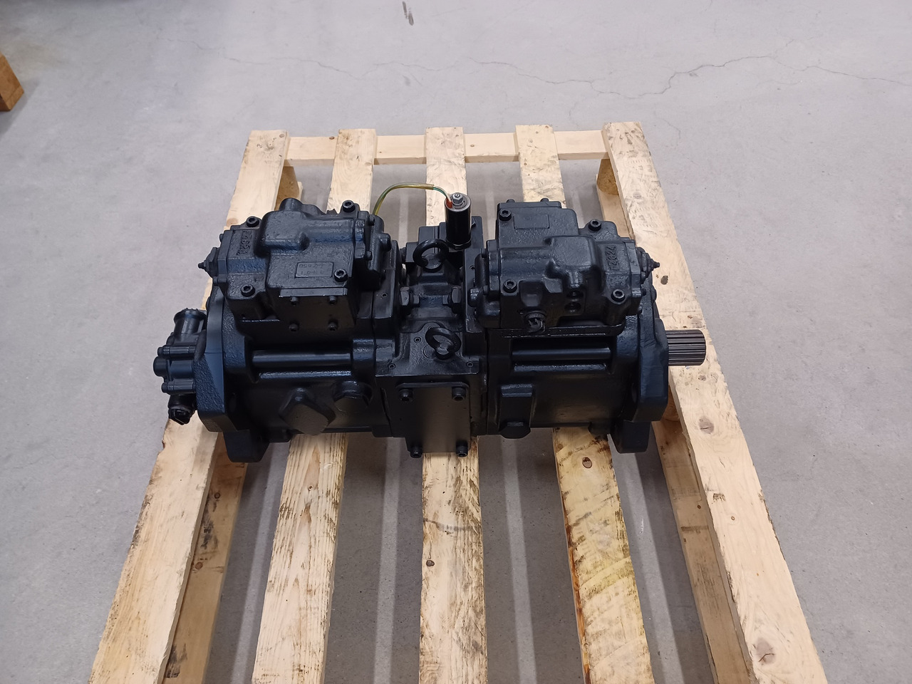 Kawasaki K5V140DTP1D9R-9N01 - Hydraulické čerpadlo pre Pásové rýpadlo: obrázok 3 Kawasaki K5V140DTP1D9R-9N01 - Hydraulické čerpadlo pre Pásové rýpadlo: obrázok 3
