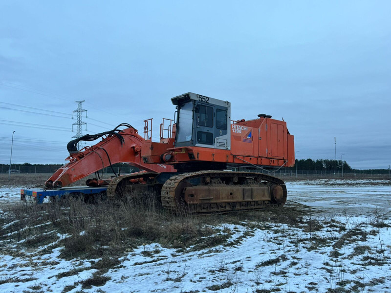 Hitachi EX1200-5D - Pásové rýpadlo: obrázok 1 Hitachi EX1200-5D - Pásové rýpadlo: obrázok 1
