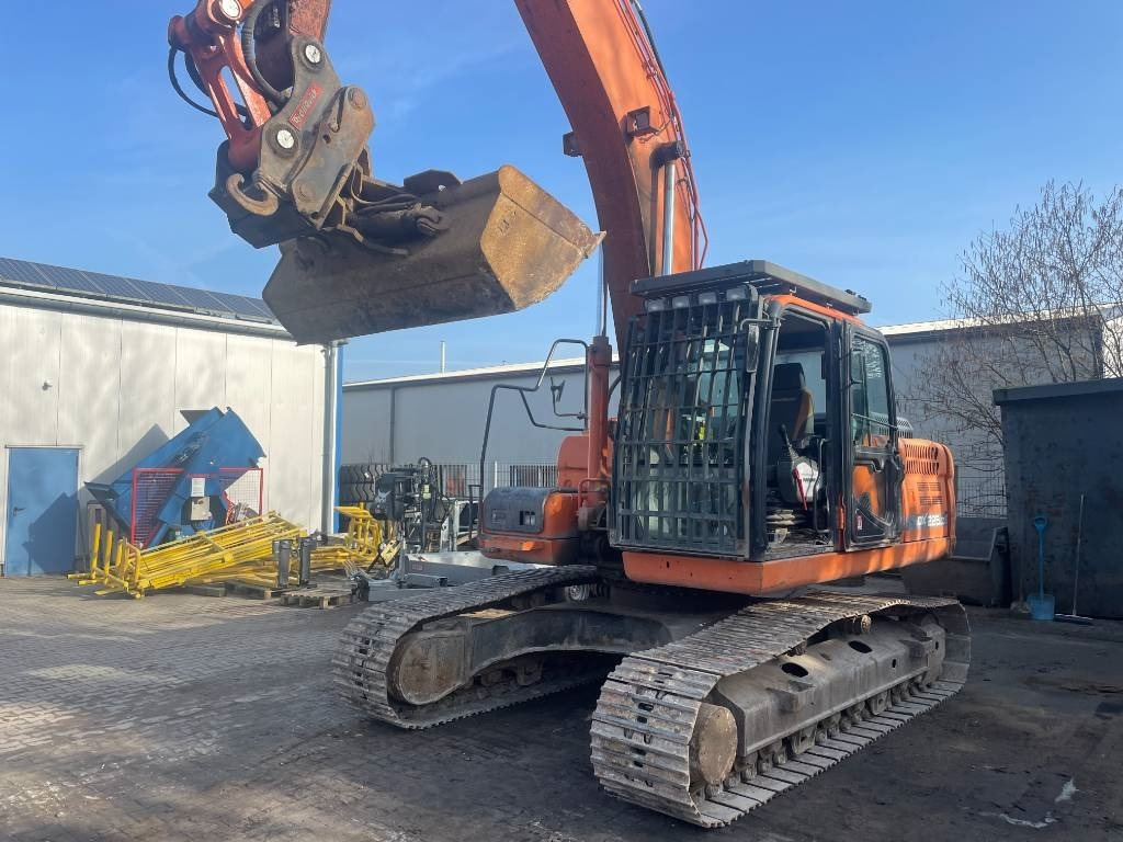Doosan EXCA - Pásové rýpadlo: obrázok 3 Doosan EXCA - Pásové rýpadlo: obrázok 3