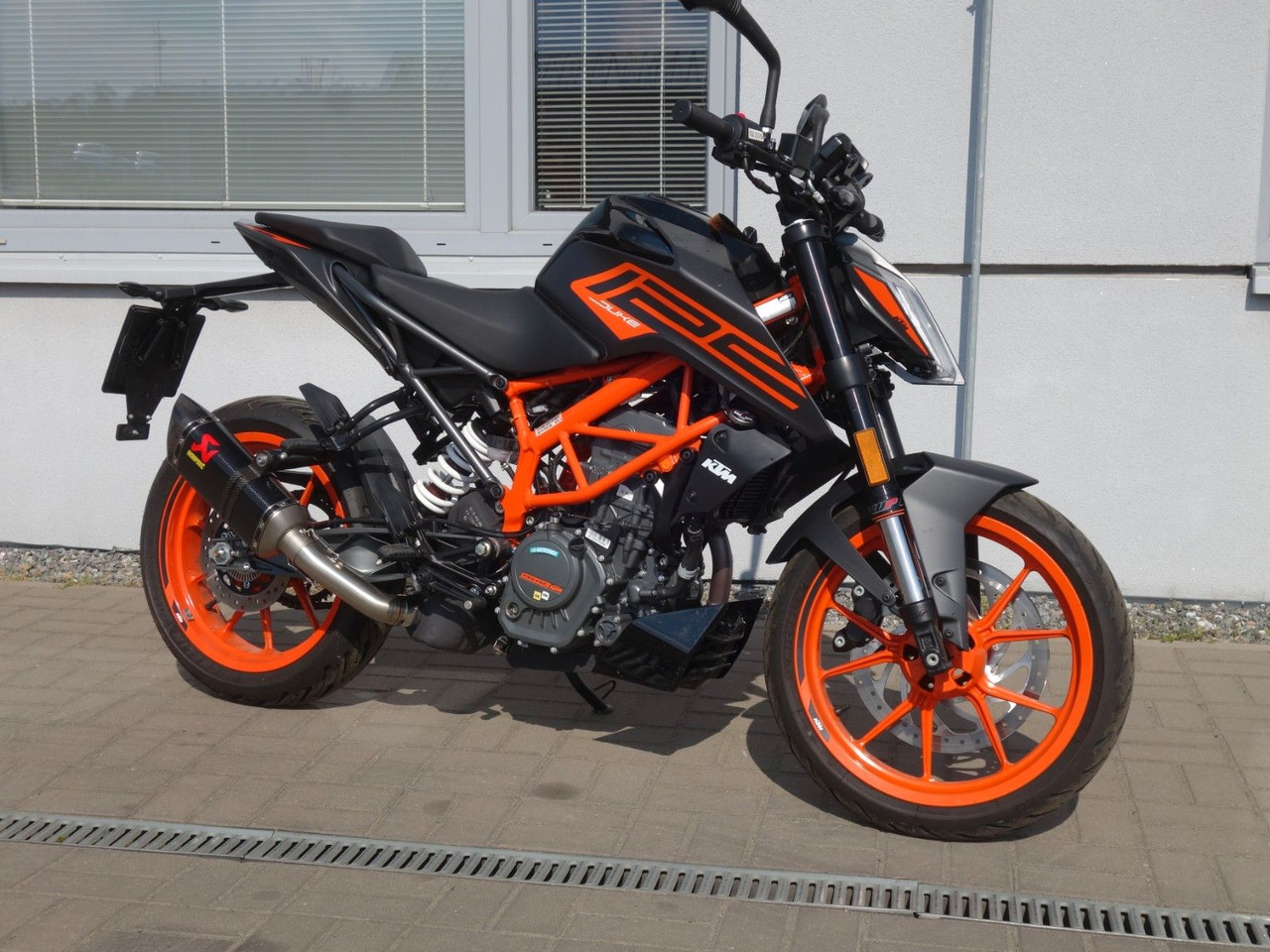 KTM Duke 125 Original 905 km !!! - Motocykel: obrázok 2 KTM Duke 125 Original 905 km !!! - Motocykel: obrázok 2