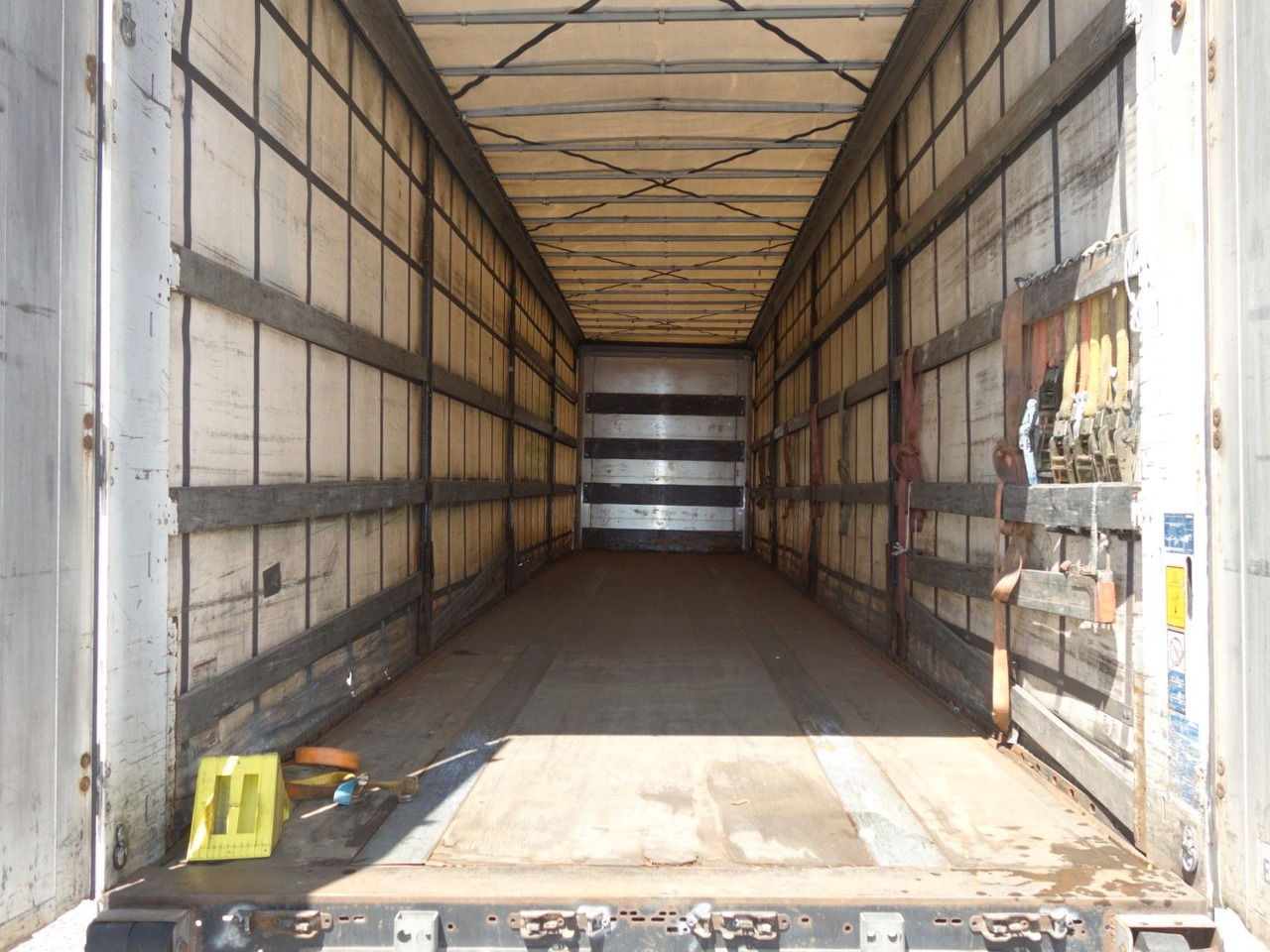 Kögel SN24 MEGA, Liftachse, SAF Achsen, XL Code - Plachtový náves: obrázok 5 Kögel SN24 MEGA, Liftachse, SAF Achsen, XL Code - Plachtový náves: obrázok 5