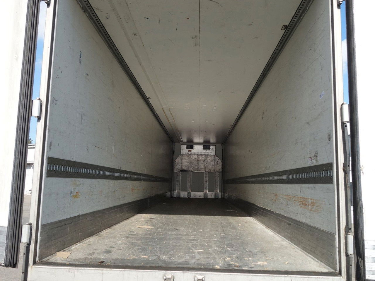 Náves chladírenské Krone SD Carrier Vector 1350: obrázok 9 Náves chladírenské Krone SD Carrier Vector 1350: obrázok 9