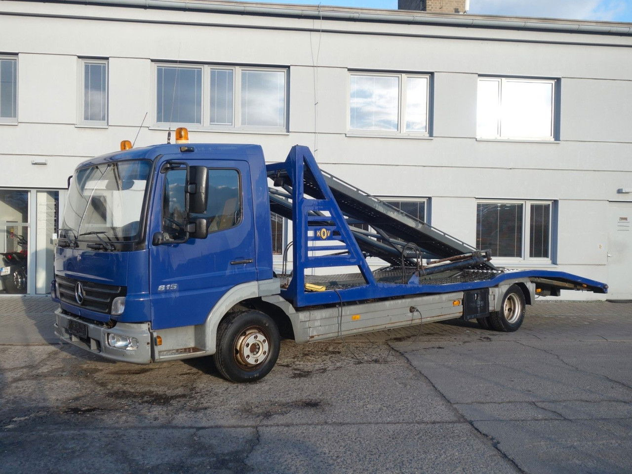 Mercedes-Benz Atego 815 für 2 PKW - Nákladné vozidlo na prepravu automobilov: obrázok 3 Mercedes-Benz Atego 815 für 2 PKW - Nákladné vozidlo na prepravu automobilov: obrázok 3
