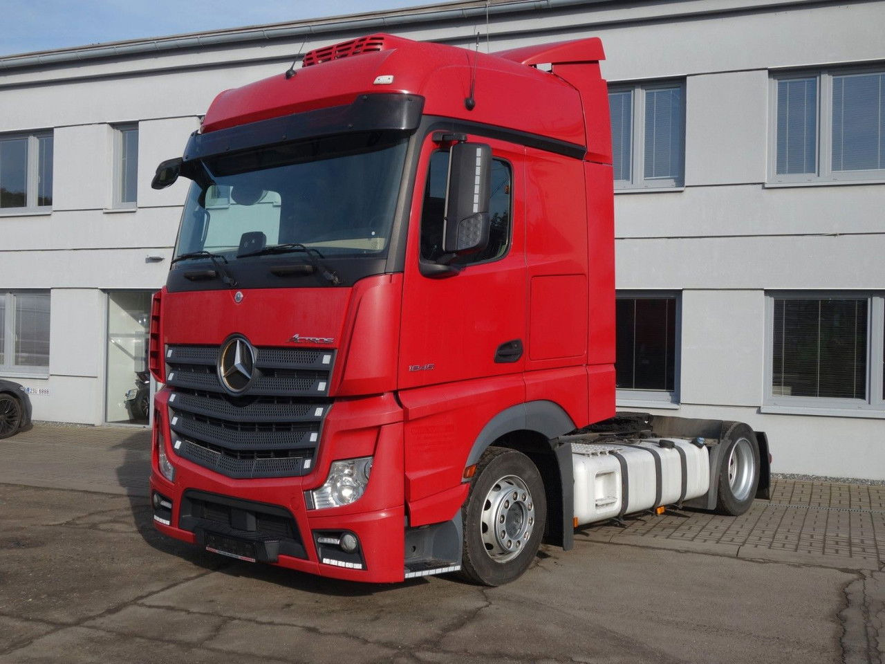 Mercedes-Benz Actros 1845 Lsnrl, Lowdeck, Standklima, 2 Stk. - Ťahač: obrázok 2 Mercedes-Benz Actros 1845 Lsnrl, Lowdeck, Standklima, 2 Stk. - Ťahač: obrázok 2