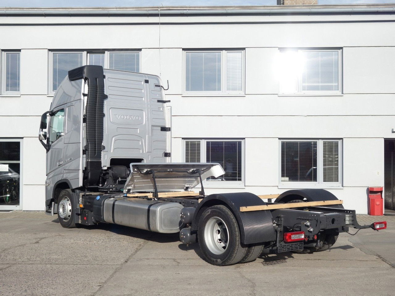 Volvo FH 13 XL 460 Turbo Compound Neue - Kontejnérový podvozek/ Výměnná nástavba: obrázok 5 Volvo FH 13 XL 460 Turbo Compound Neue - Kontejnérový podvozek/ Výměnná nástavba: obrázok 5