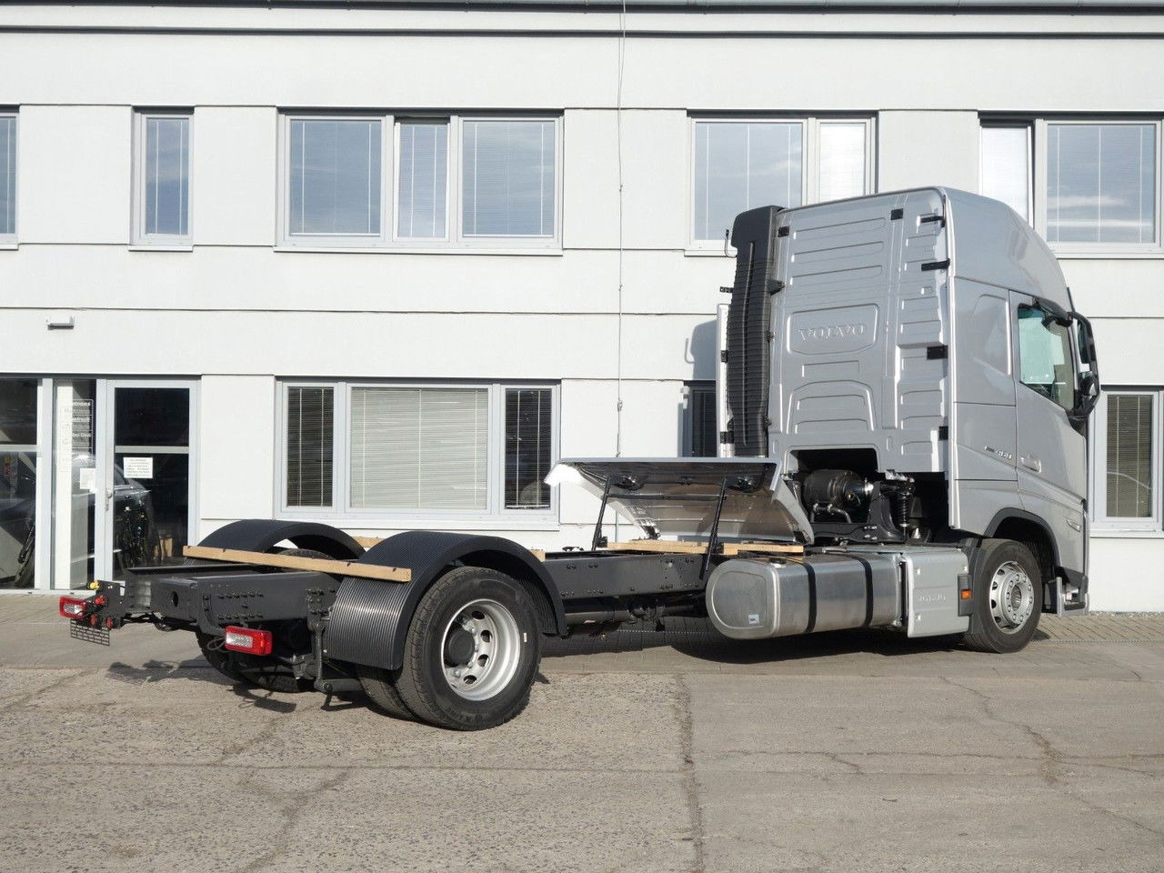 Volvo FH 13 XL 460 Turbo Compound Neue - Kontejnérový podvozek/ Výměnná nástavba: obrázok 4 Volvo FH 13 XL 460 Turbo Compound Neue - Kontejnérový podvozek/ Výměnná nástavba: obrázok 4