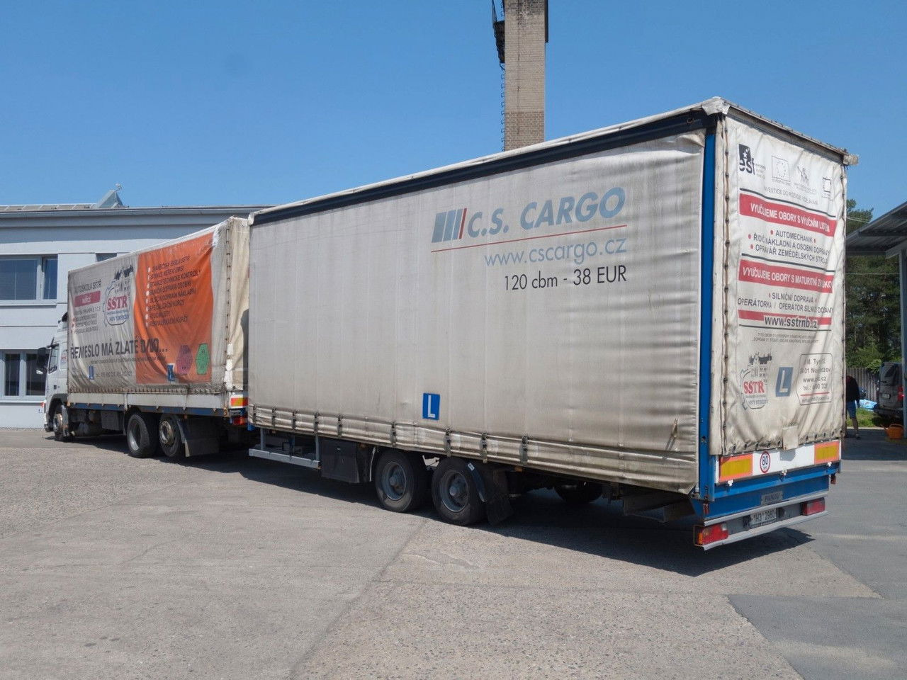 Volvo FM 380 6x2 + Panav Anhänger - Plachtové nákladné vozidlo: obrázok 4 Volvo FM 380 6x2 + Panav Anhänger - Plachtové nákladné vozidlo: obrázok 4