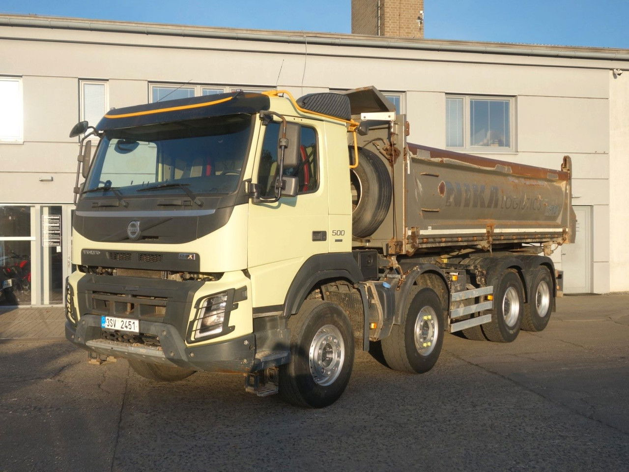 Volvo FMX 500 8X4, Dreisetenkipper, Bordmatic, Retarde - Sklápač: obrázok 2 Volvo FMX 500 8X4, Dreisetenkipper, Bordmatic, Retarde - Sklápač: obrázok 2