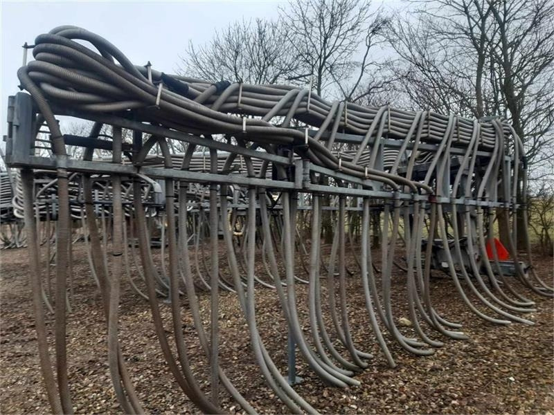 Samson 24 m Samson 16 - 20 -24 meter - Fekálny náves: obrázok 5 Samson 24 m Samson 16 - 20 -24 meter - Fekálny náves: obrázok 5