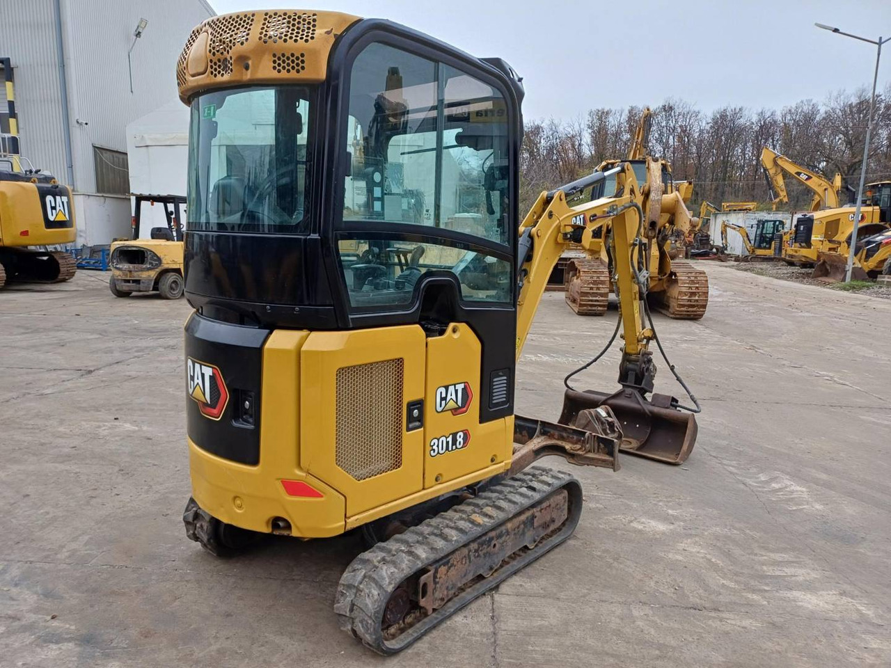 CAT 301.8-05 - Pásové rýpadlo: obrázok 3 CAT 301.8-05 - Pásové rýpadlo: obrázok 3