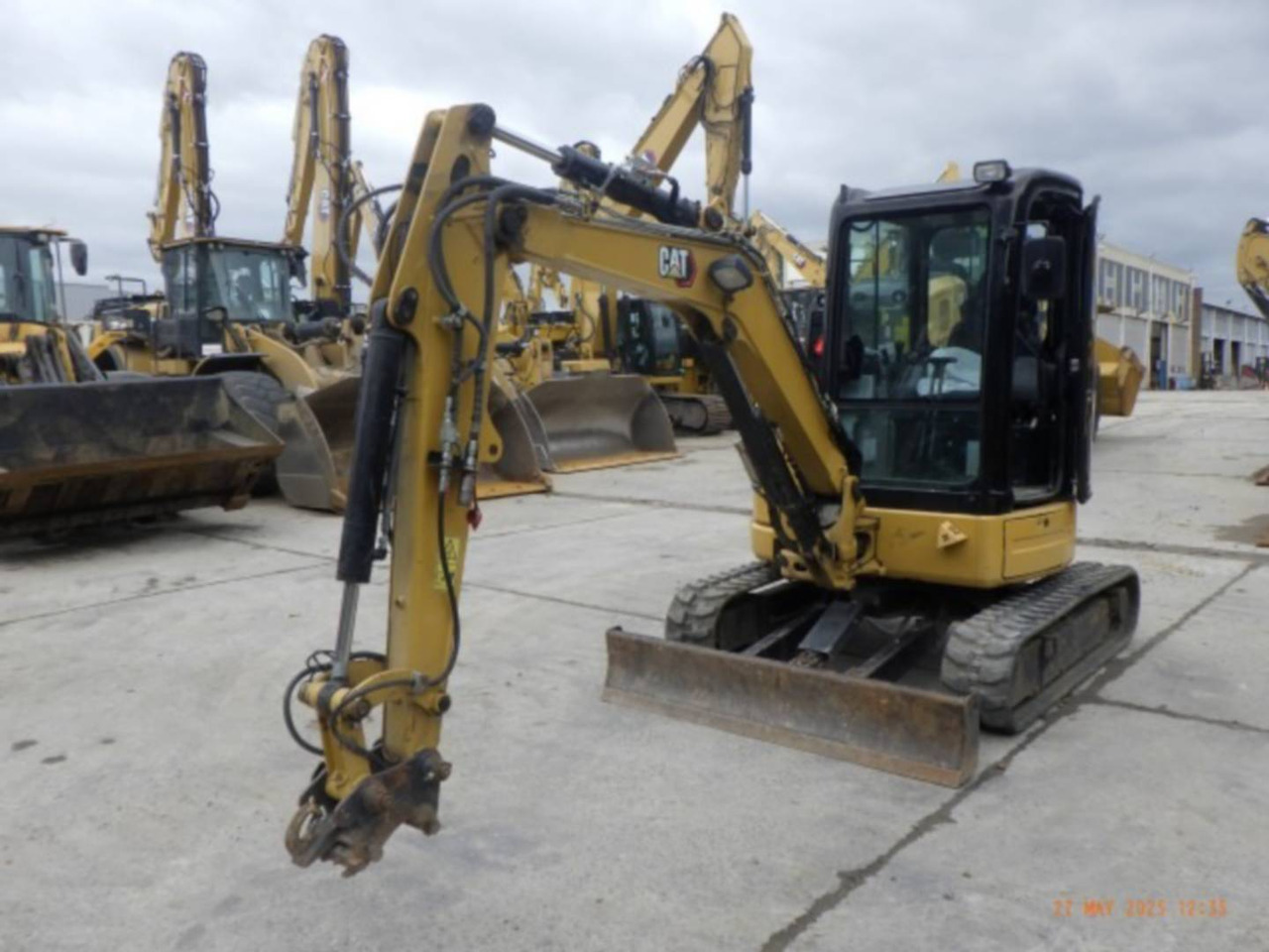 CAT 303.5E2CR - Pásové rýpadlo: obrázok 1 CAT 303.5E2CR - Pásové rýpadlo: obrázok 1