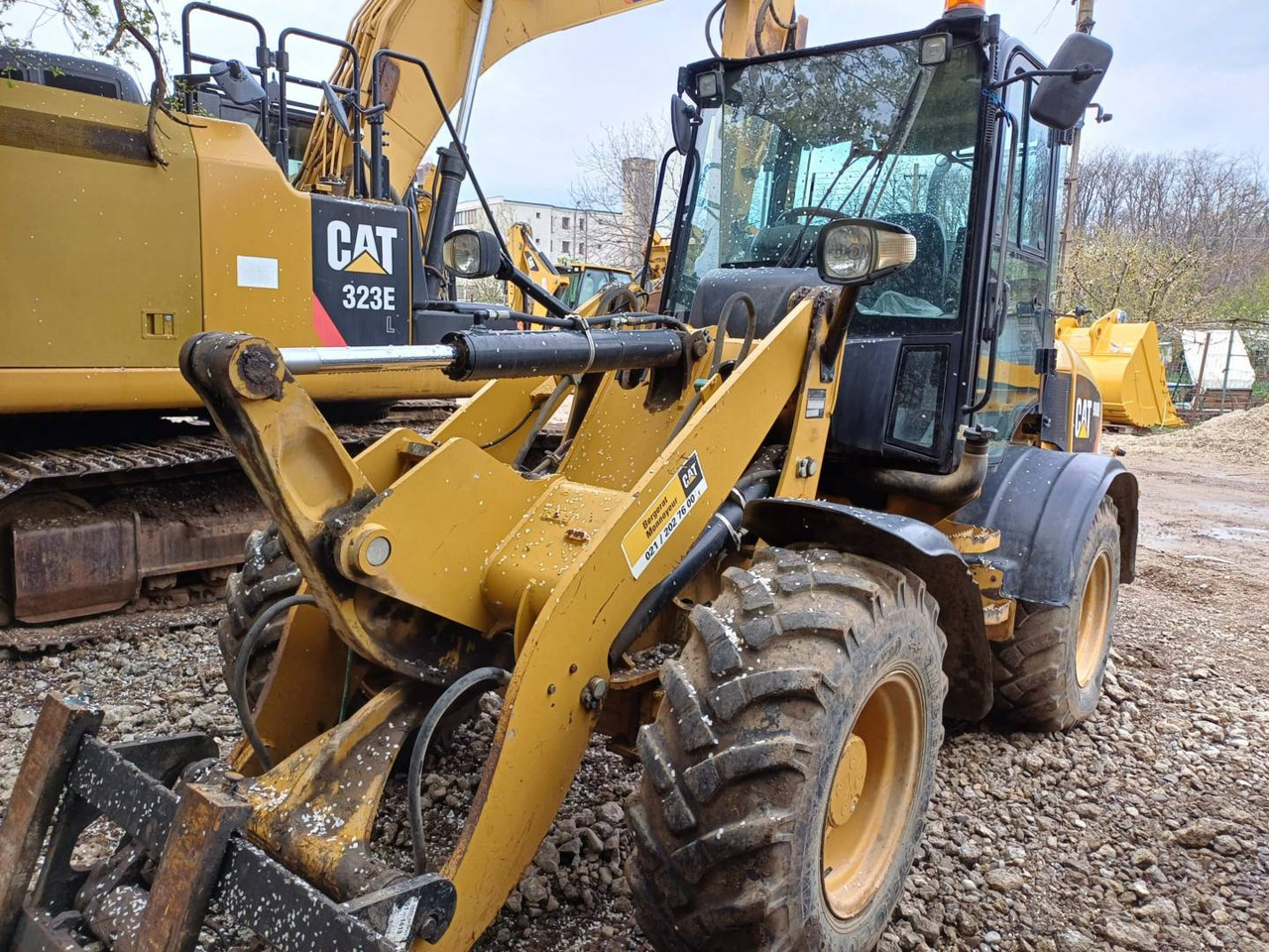 CAT 908H2 - Kolesový nakladač: obrázok 1 CAT 908H2 - Kolesový nakladač: obrázok 1