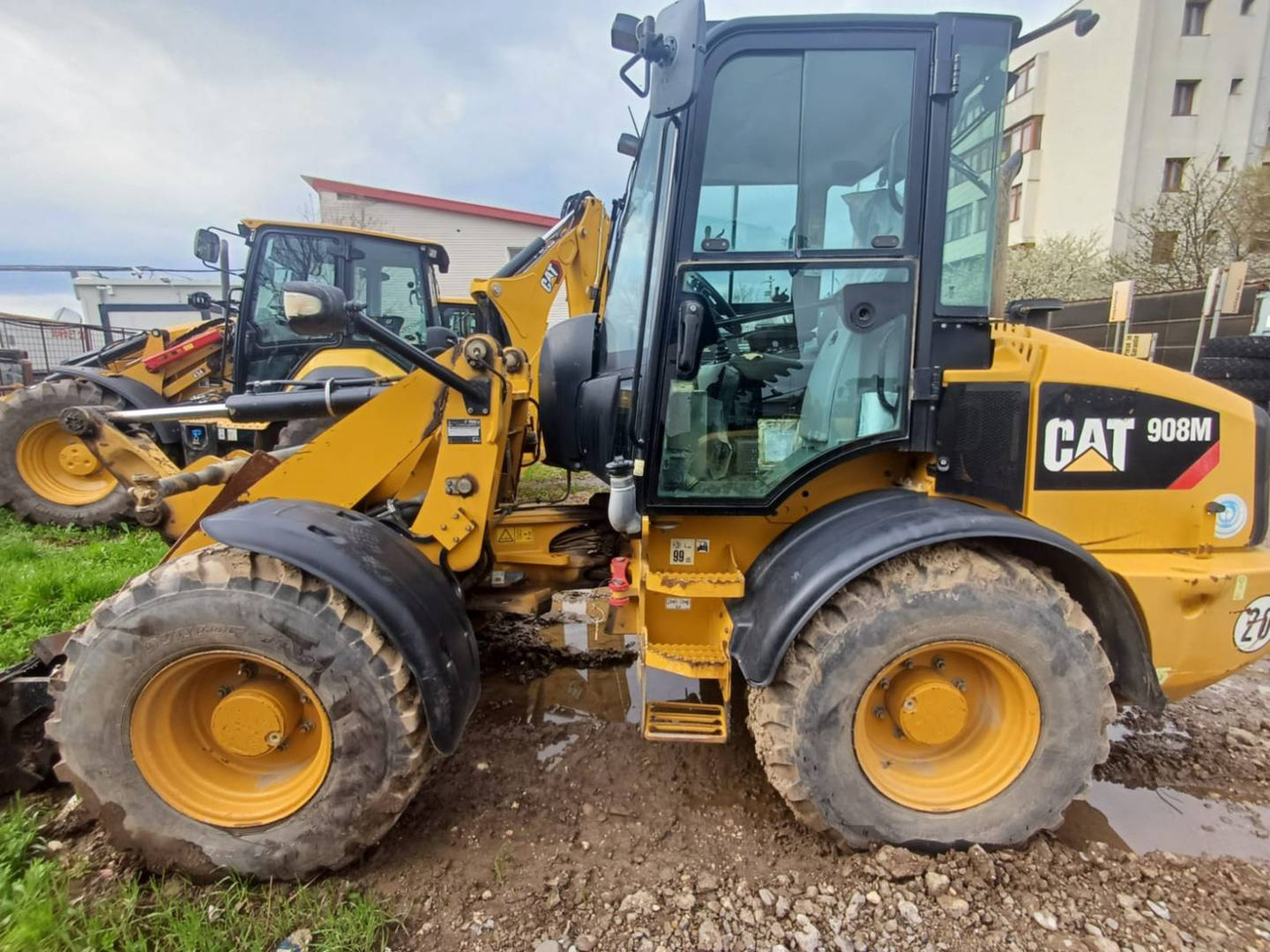 CAT 908M - Kolesový nakladač: obrázok 5 CAT 908M - Kolesový nakladač: obrázok 5
