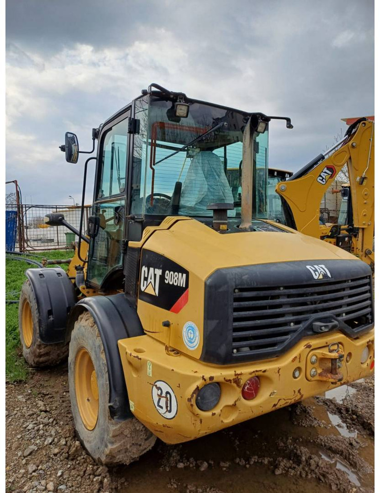 CAT 908M - Kolesový nakladač: obrázok 4 CAT 908M - Kolesový nakladač: obrázok 4