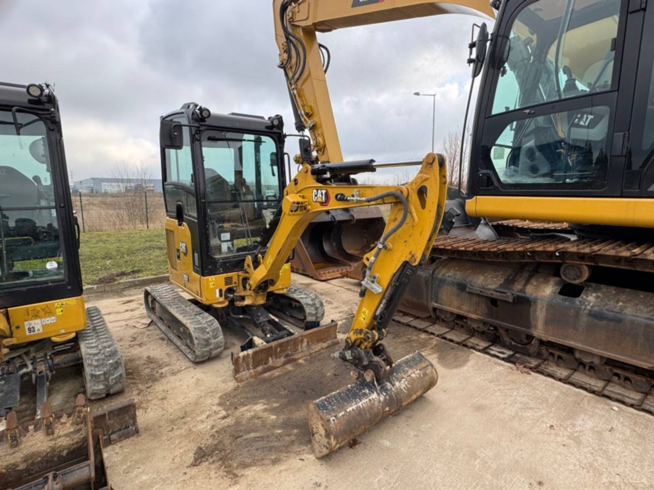 CAT 302CR - Pásové rýpadlo: obrázok 2 CAT 302CR - Pásové rýpadlo: obrázok 2