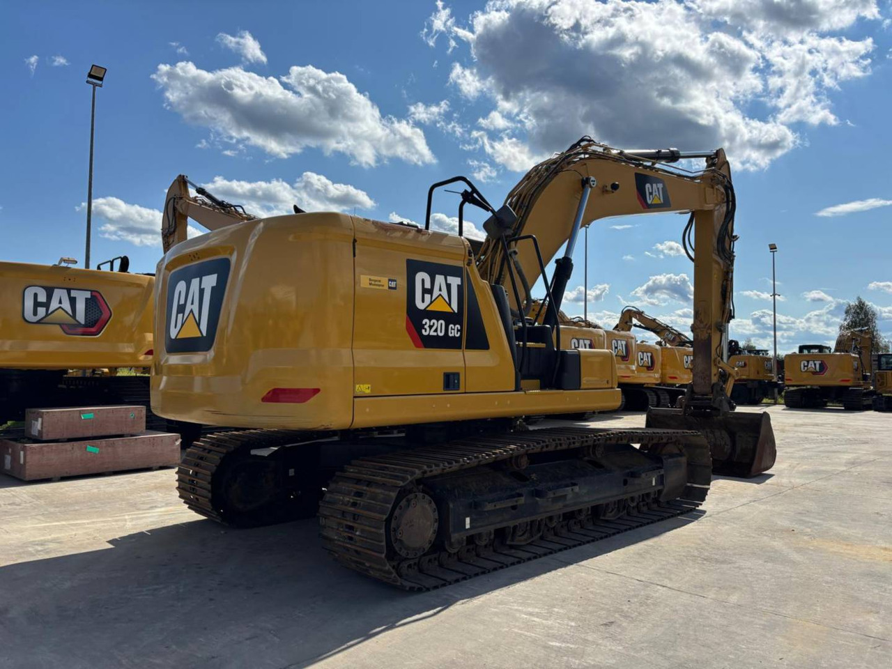 CAT 320GC - Pásové rýpadlo: obrázok 3 CAT 320GC - Pásové rýpadlo: obrázok 3